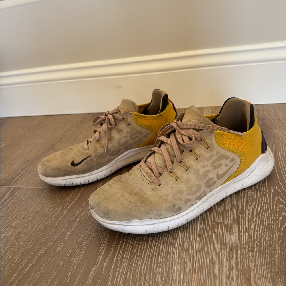 Nike Free W Tan Suede Leopard Print Sneakers